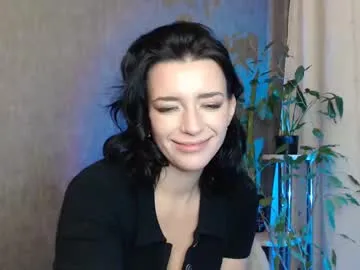 elinapretty – webcam model profile photo