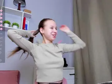 emma_clon – webcam model profile photo