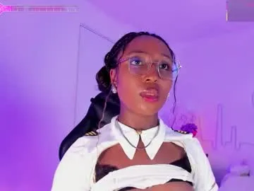 emmasanzoficial – webcam model profile photo