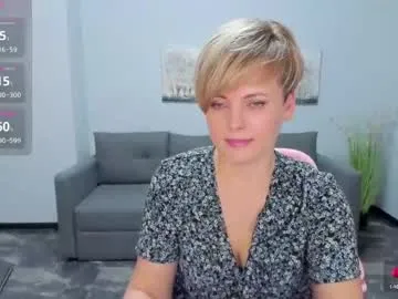 julia_wilsons – webcam model profile photo