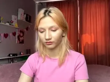 leyasaolee – webcam model profile photo