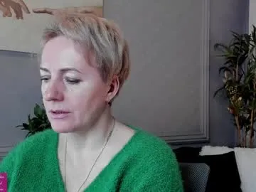 nika_smit – webcam model profile photo