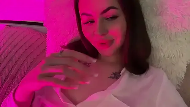 AlmaryKim – webcam model profile photo