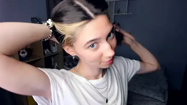 AntonettaTarring – webcam model profile photo