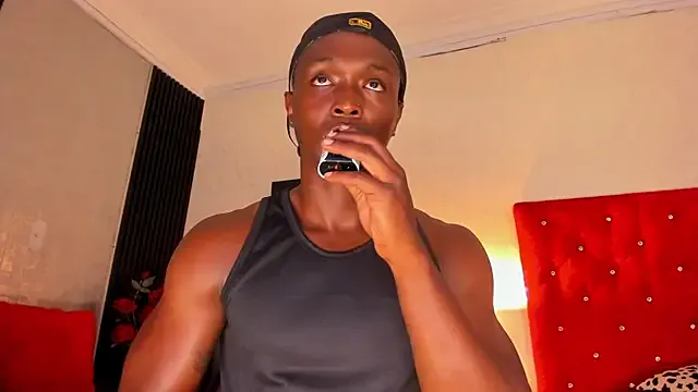 DannSmmith – webcam model profile photo