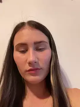 H3LLENE – webcam model profile photo