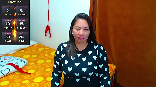 hiilarybrown – webcam model profile photo