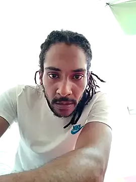 Mikaaa97 – webcam model profile photo