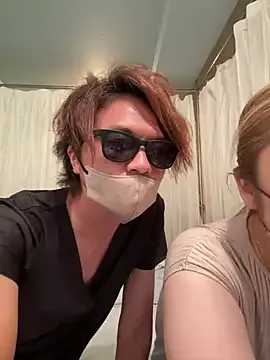 POMUPOMUPURIN2 – webcam model profile photo