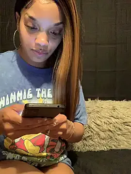 Rakiyahcharms's Thumb Image