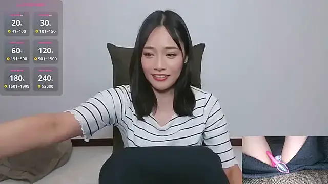 yuu-chan_ – webcam model profile photo